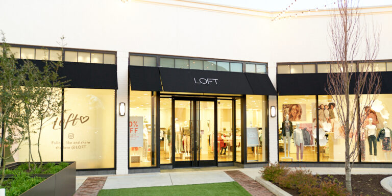 Loft Storefront at Saddle Creek